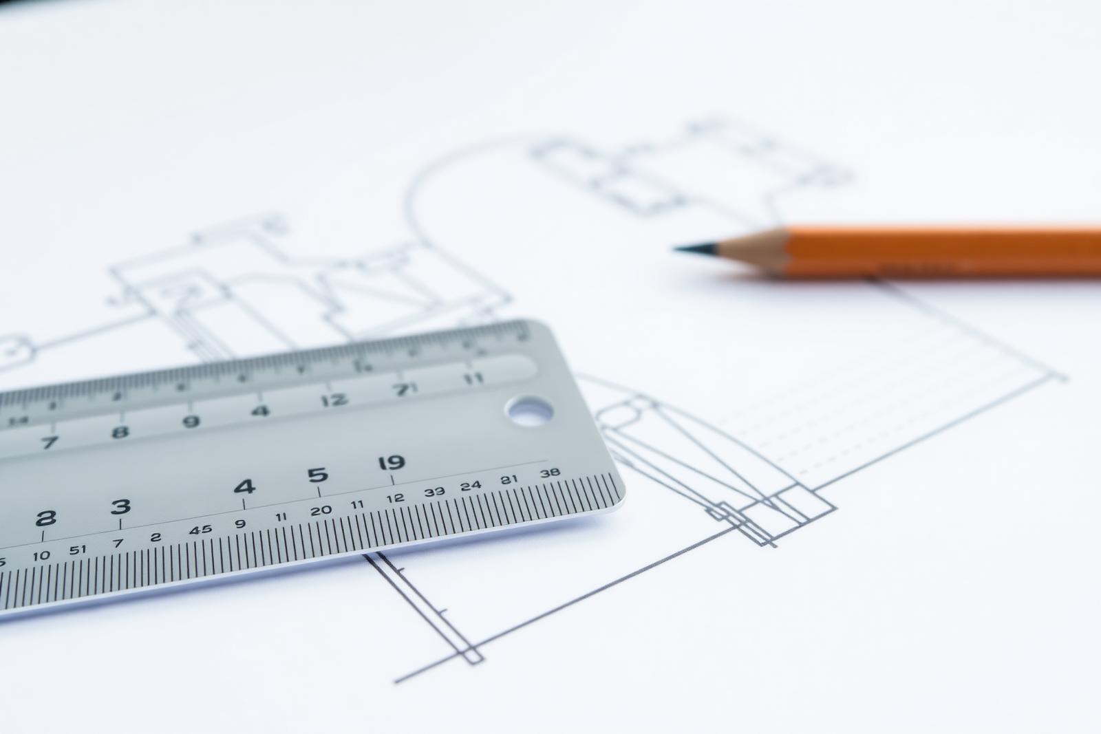 Architekturmodell auf dem Werktisch als Entscheidungswerkzeug